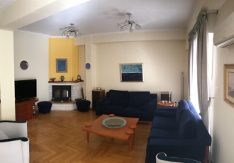Ρετιρέ, 2 υπνοδωματίων, Κολωνάκι
